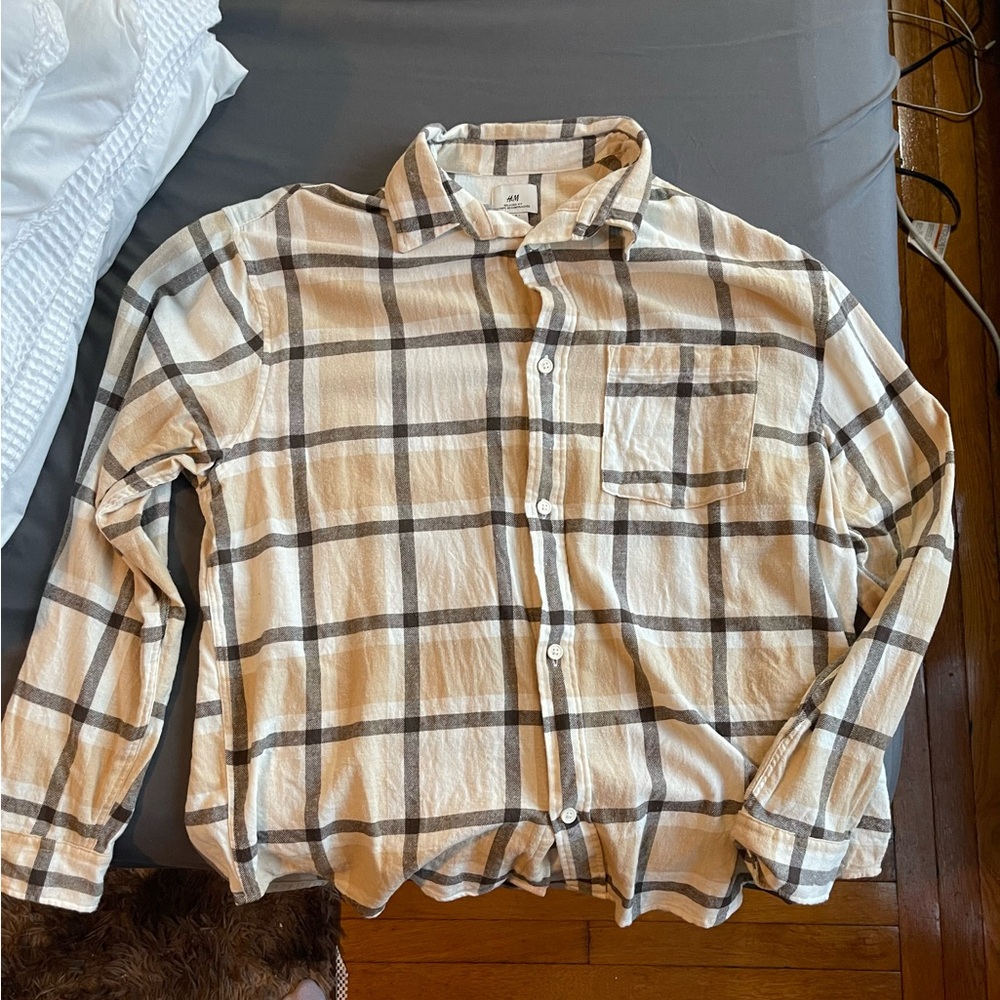 H&M Men's Casual Plaid Flannel in Cream and Black